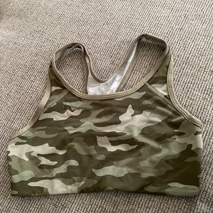 PINK Victoria’s Secret Sports Bra